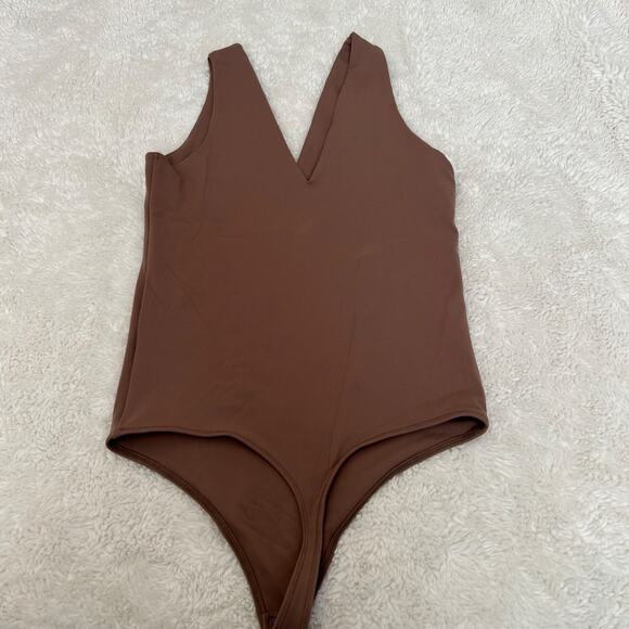 Abercrombie & Fitch Tops - Abercrombie Fitch Soft A&F Sleeveless V Neck Bodysuit Taupe M Basics Minimalist